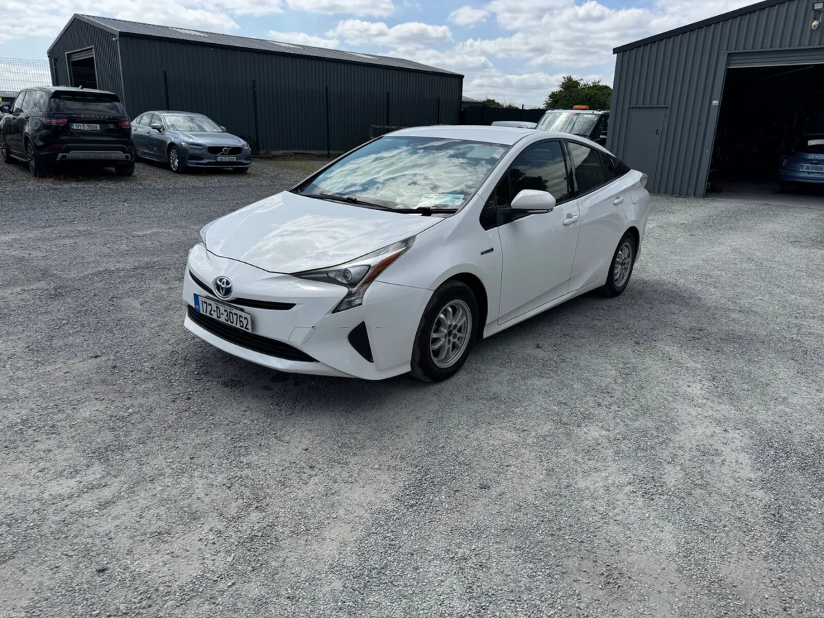 Toyota Prius hybrid automatic..NCT 24/03/28 - Image 1