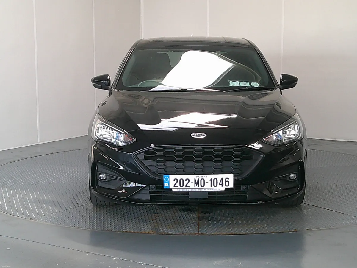 Ford Focus 2020 - Image 2