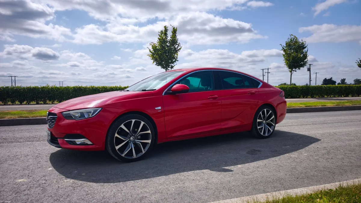 2018 Vauxhall Insignia 1.6 TD Ecotec SRi Nav - Image 2