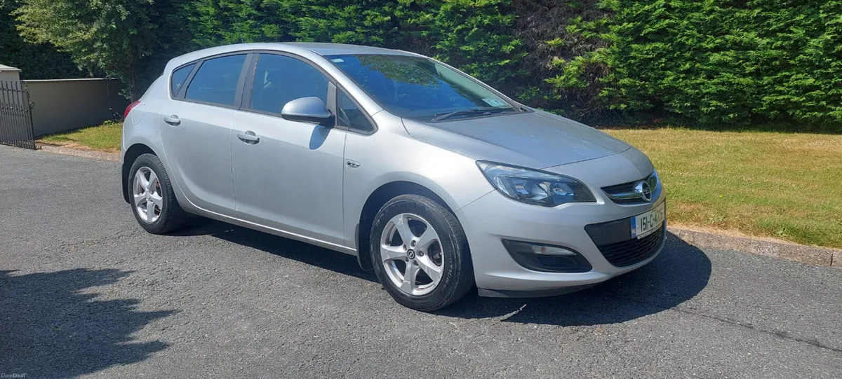 Opel Astra 2015. 1.4 Petrol - Image 3