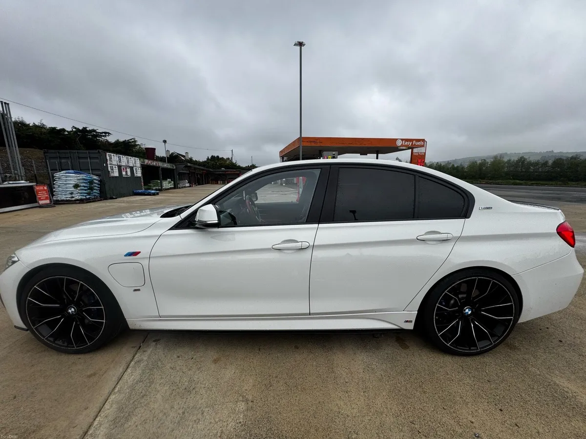BMW 330e M Sport Edition (Please Read Add) - Image 2