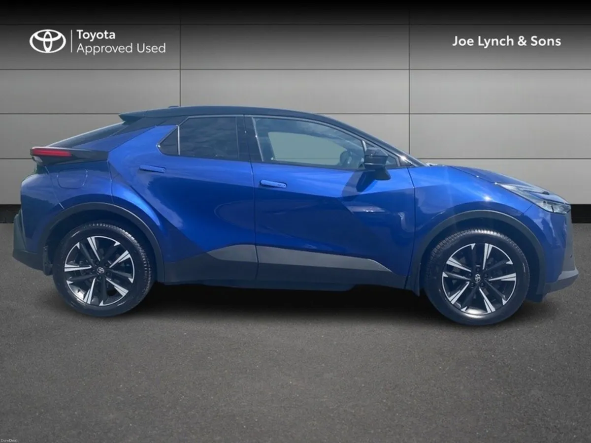 Toyota C-HR C-HR PHEV SPORT+ - Image 3