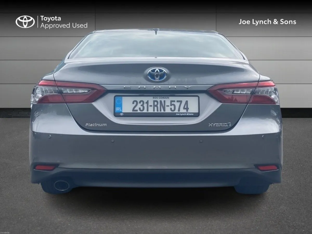 Toyota Camry CAMRY PLATINUM EDITION - Image 4