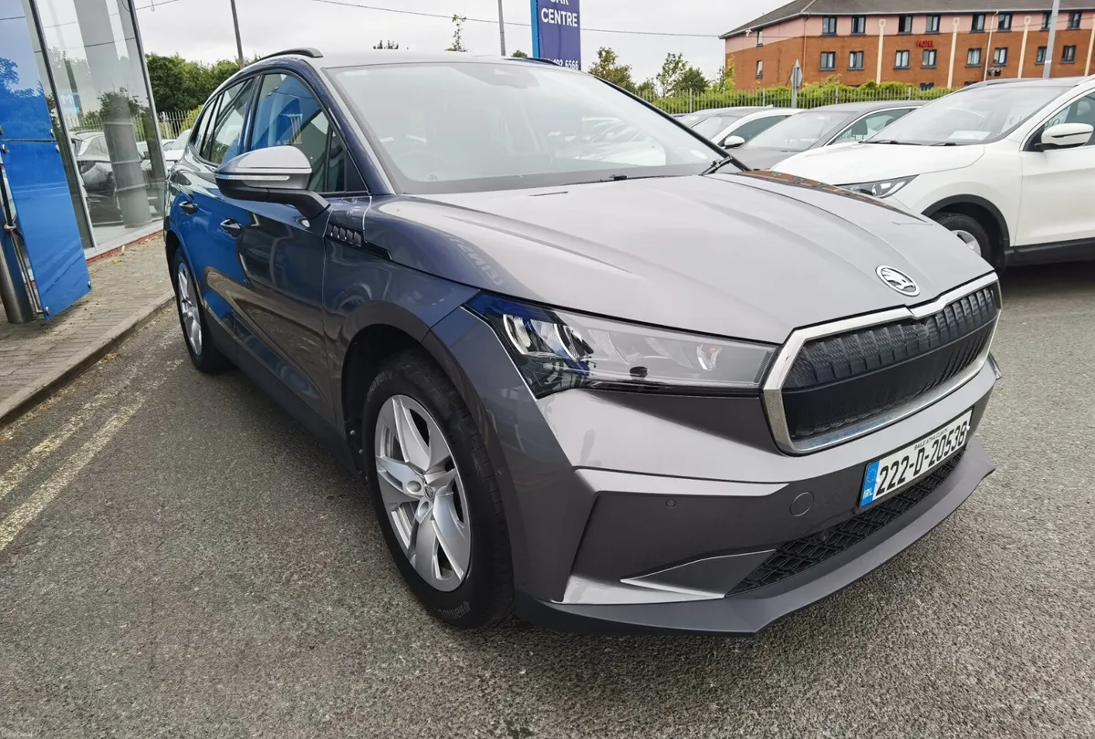 SKODA ENYAQ IV 60 - Image 3