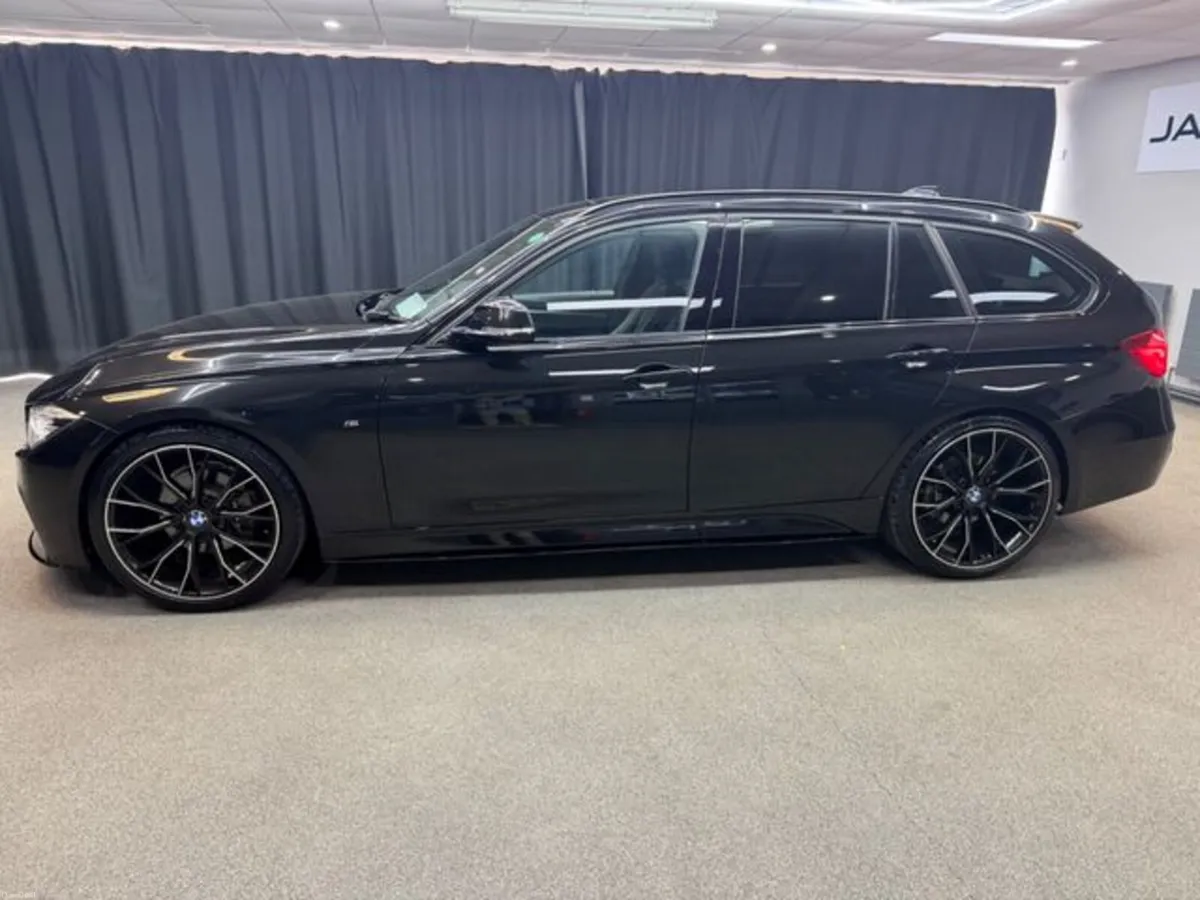 BMW 3-Series 320D M Sport Shadow Edition **Deposit - Image 6
