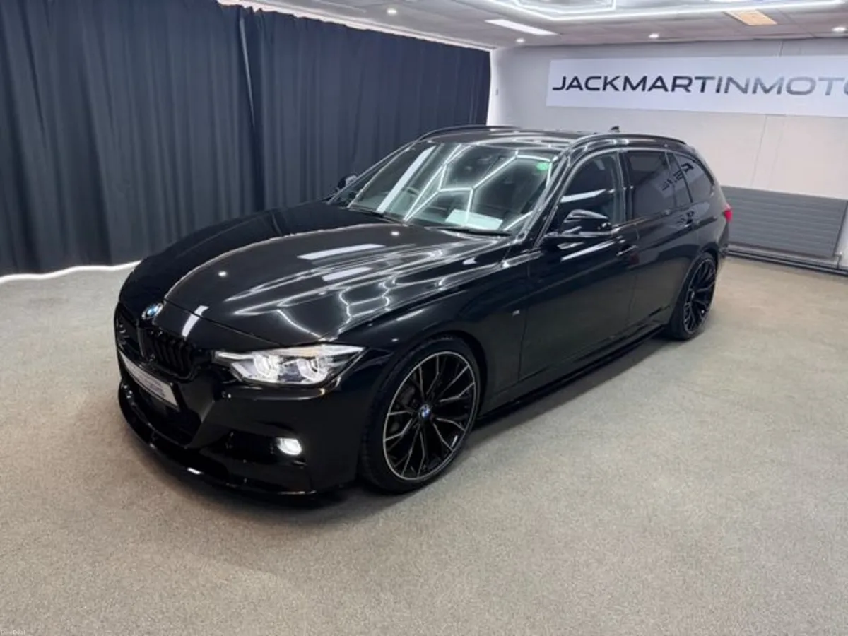 BMW 3-Series 320D M Sport Shadow Edition - Image 4