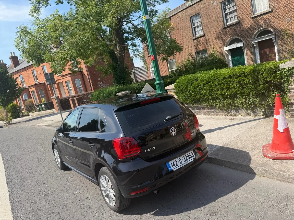 Car - Image 1