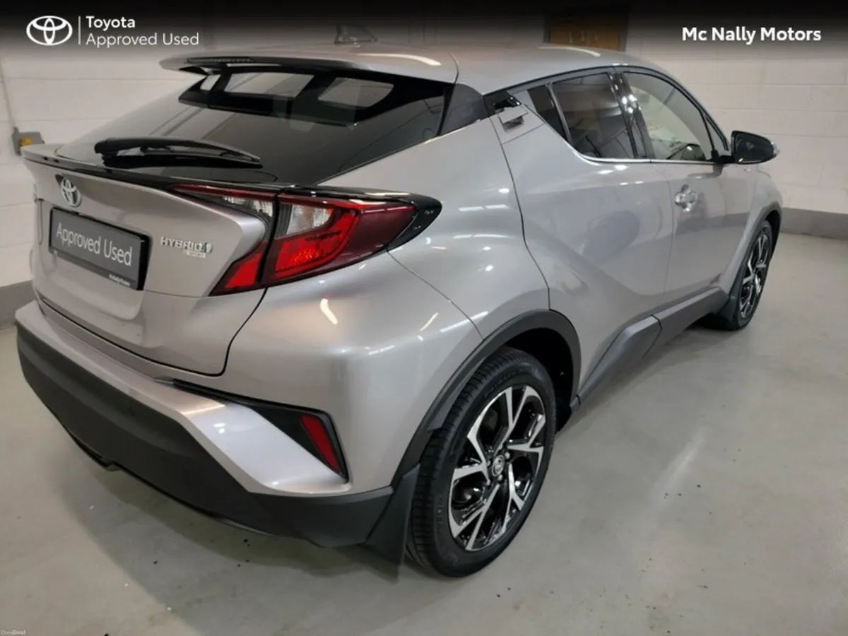 Toyota C-HR 1.8 HYBRID SPORT LOW KMS - Image 2