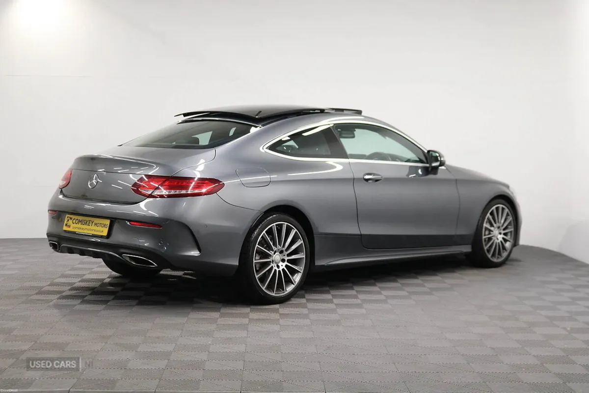 Mercedes-Benz C-Class C200 AMG Line - Image 6