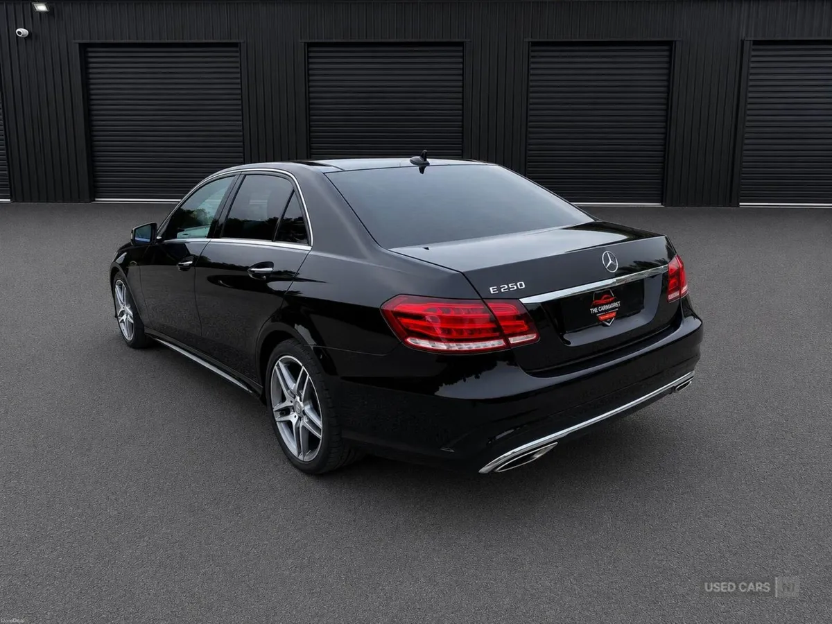 Mercedes-Benz E-Class 2.0 E250 V8 BiTurbo AMG SpdS - Image 3