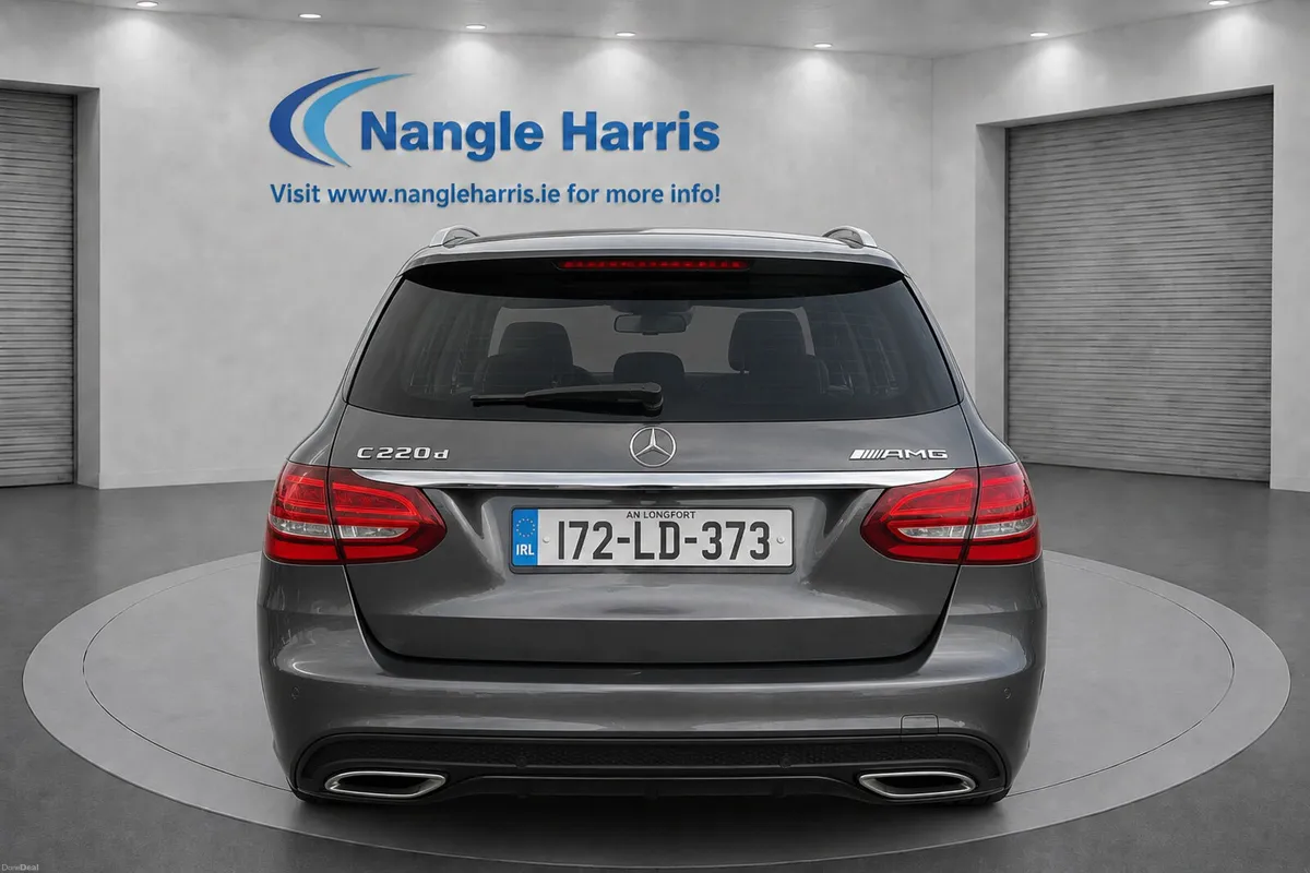 Mercedes-Benz C-Class 220 AMG - Image 4