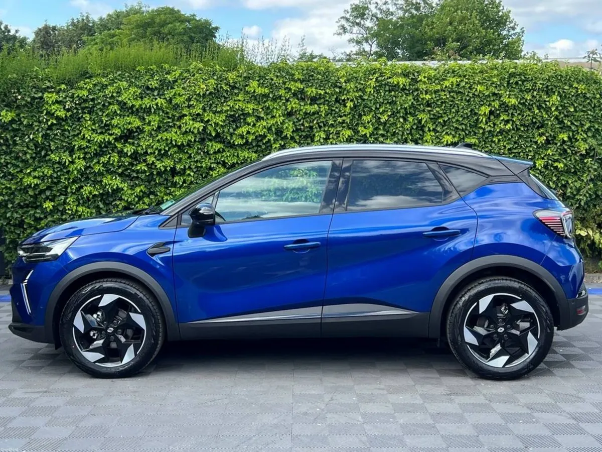 Renault Captur 1.3 TCE HYBRID AUTO ** DELIVERY MIL - Image 3