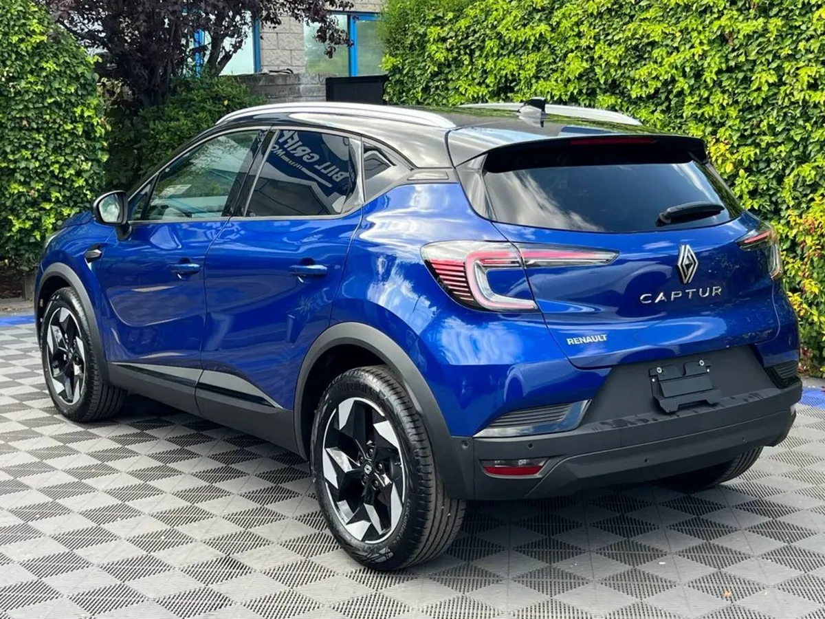 Renault Captur 1.3 TCE HYBRID AUTO ** DELIVERY MIL - Image 5