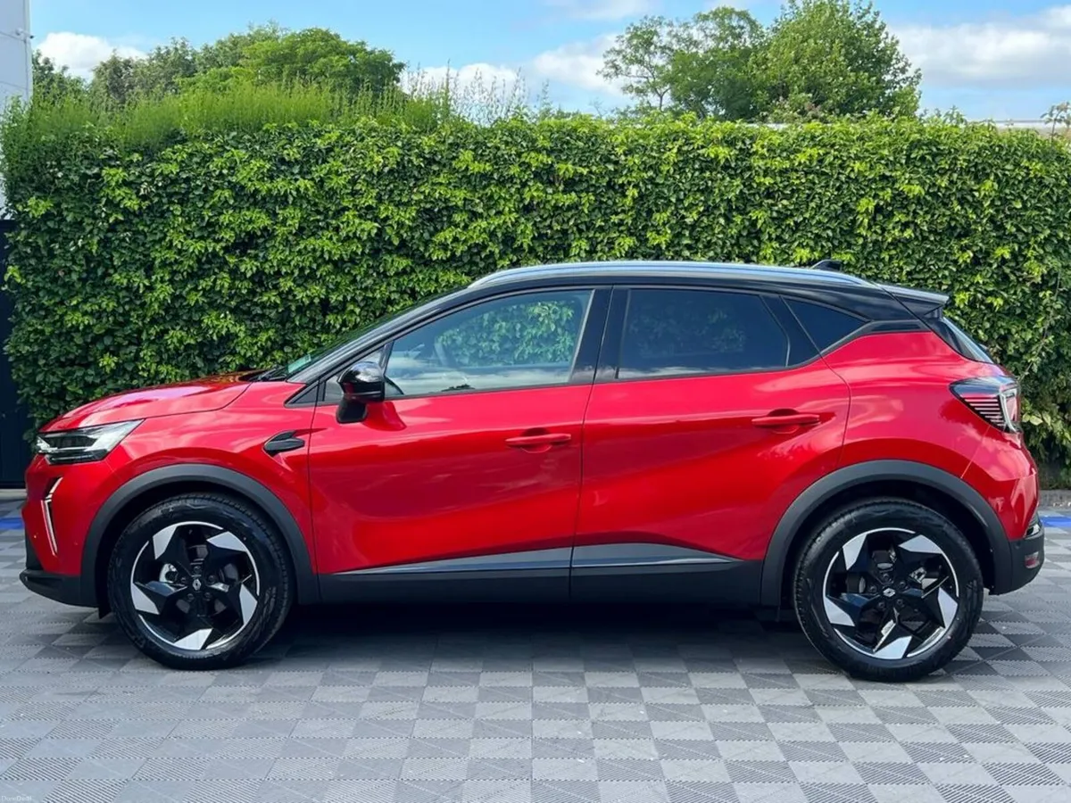 Renault Captur 1.3 TCE HYBRID AUTO ** DELIVERY MIL - Image 3