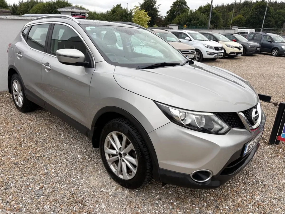 Nissan Qashqai 1.5 DCi 110 SV €9990 - Image 3