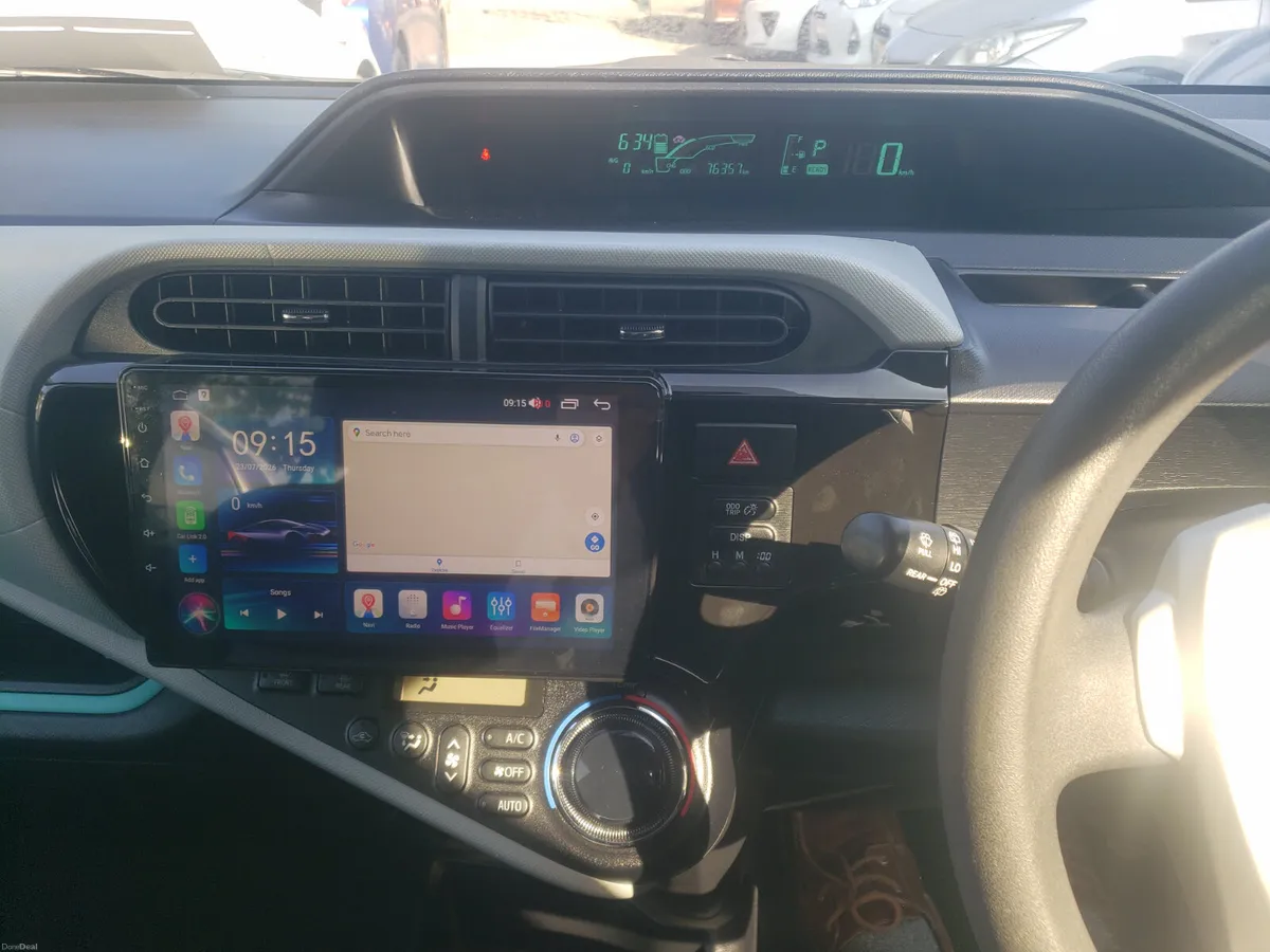 Toyota Aqua 2013 - Image 2