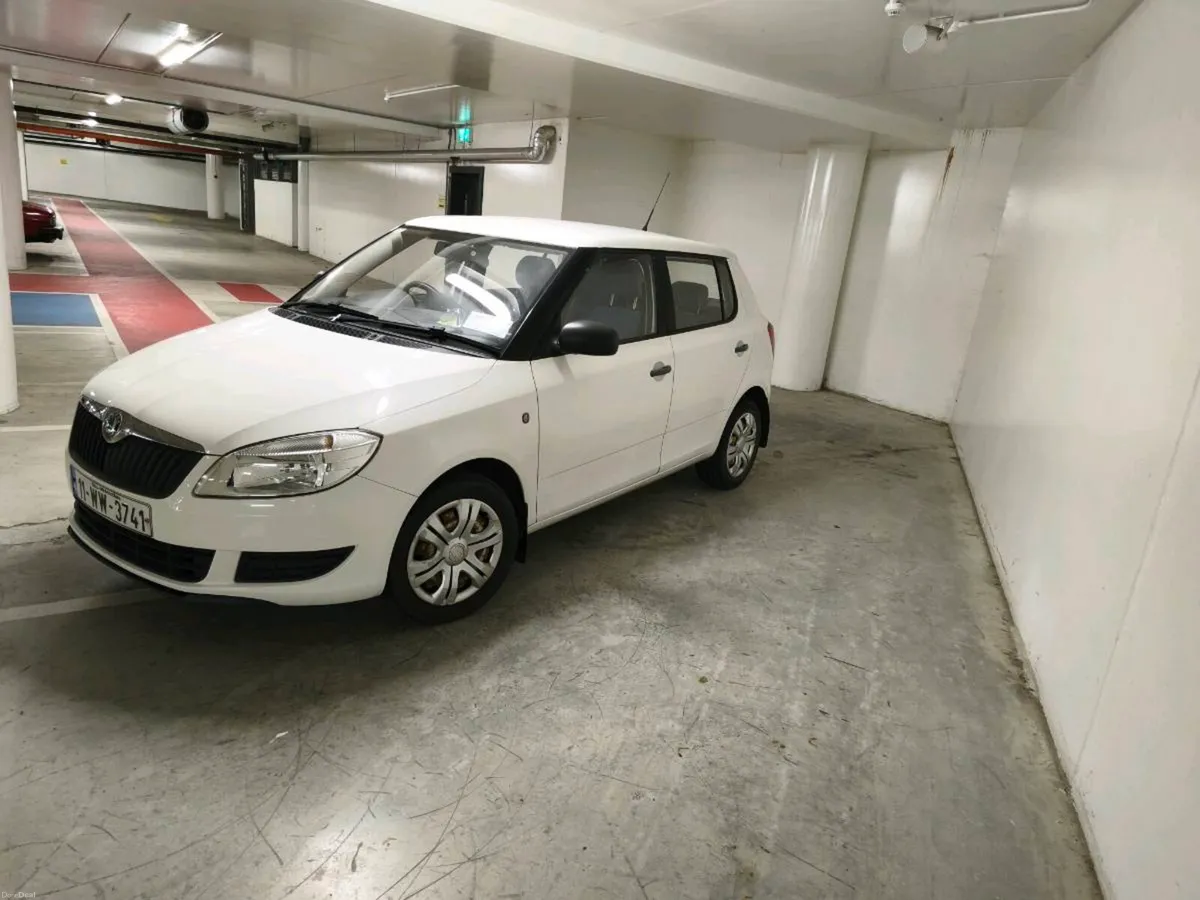 Skoda fabia very low miles - Image 3
