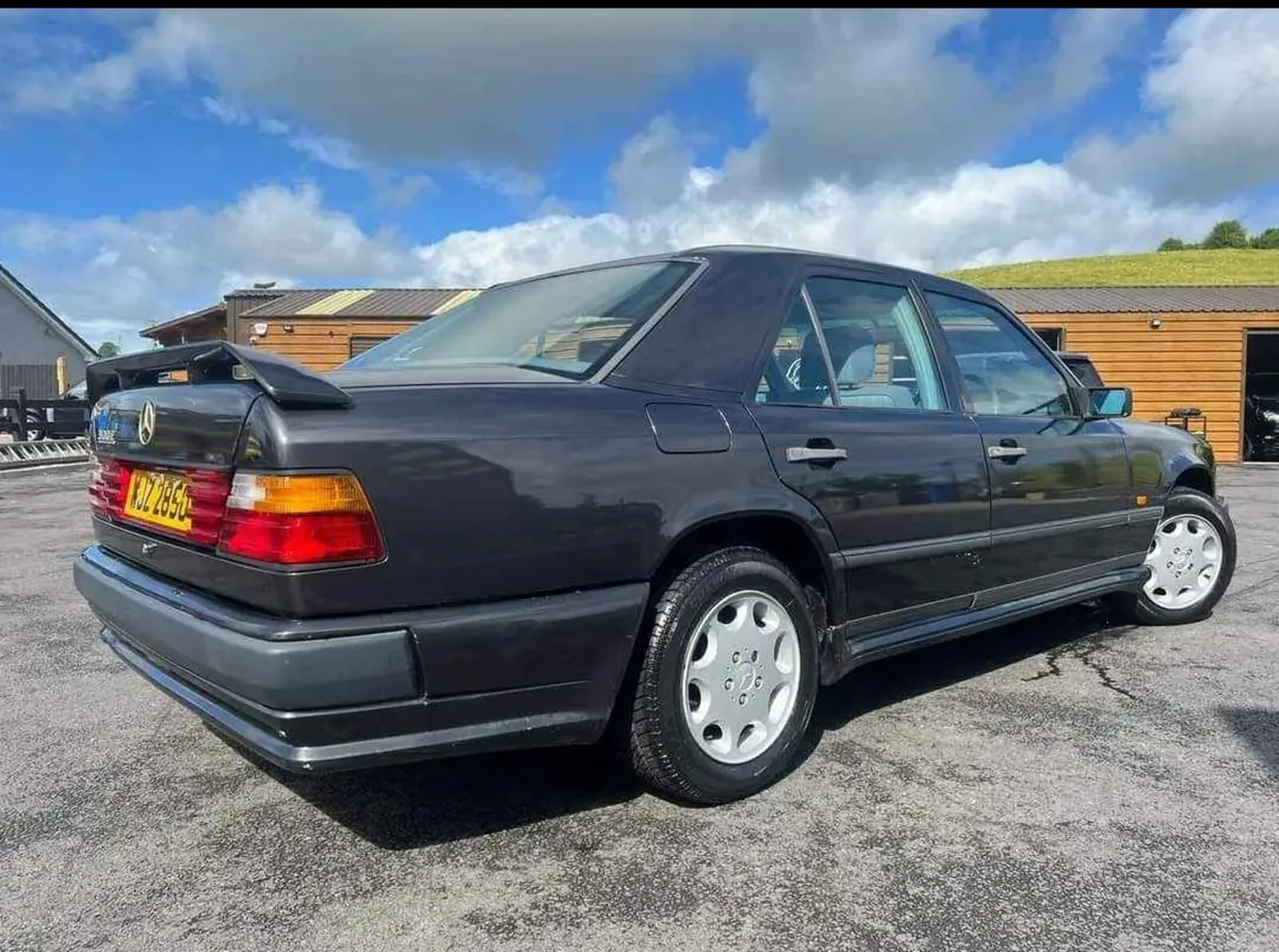Car - Image 5