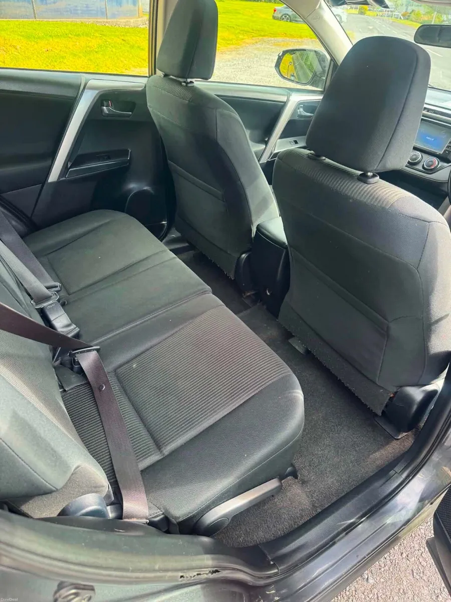 2017 Toyota RAV4 – 2.0 Diesel - Image 6