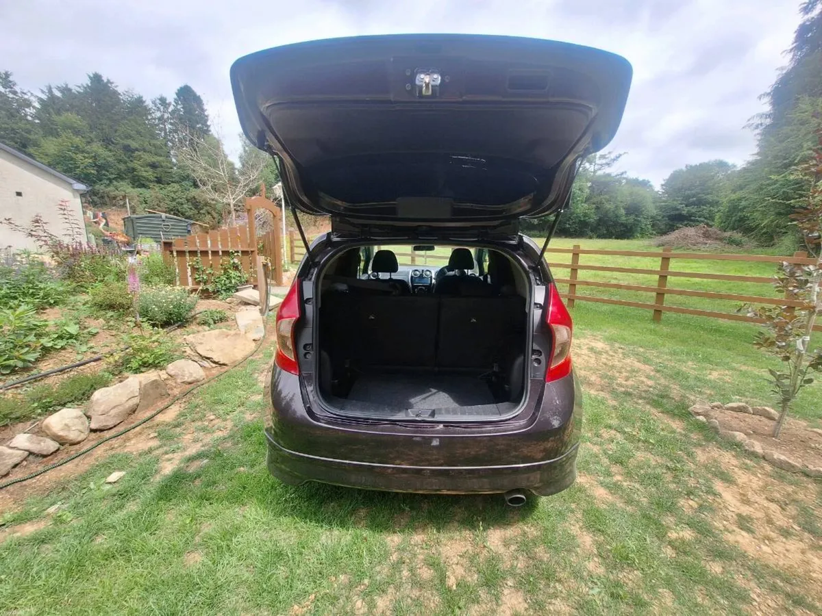 Car - Image 2