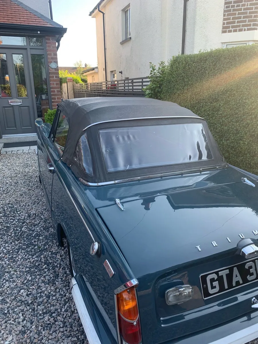 Triumph Herald 12/50 convertible - Image 2