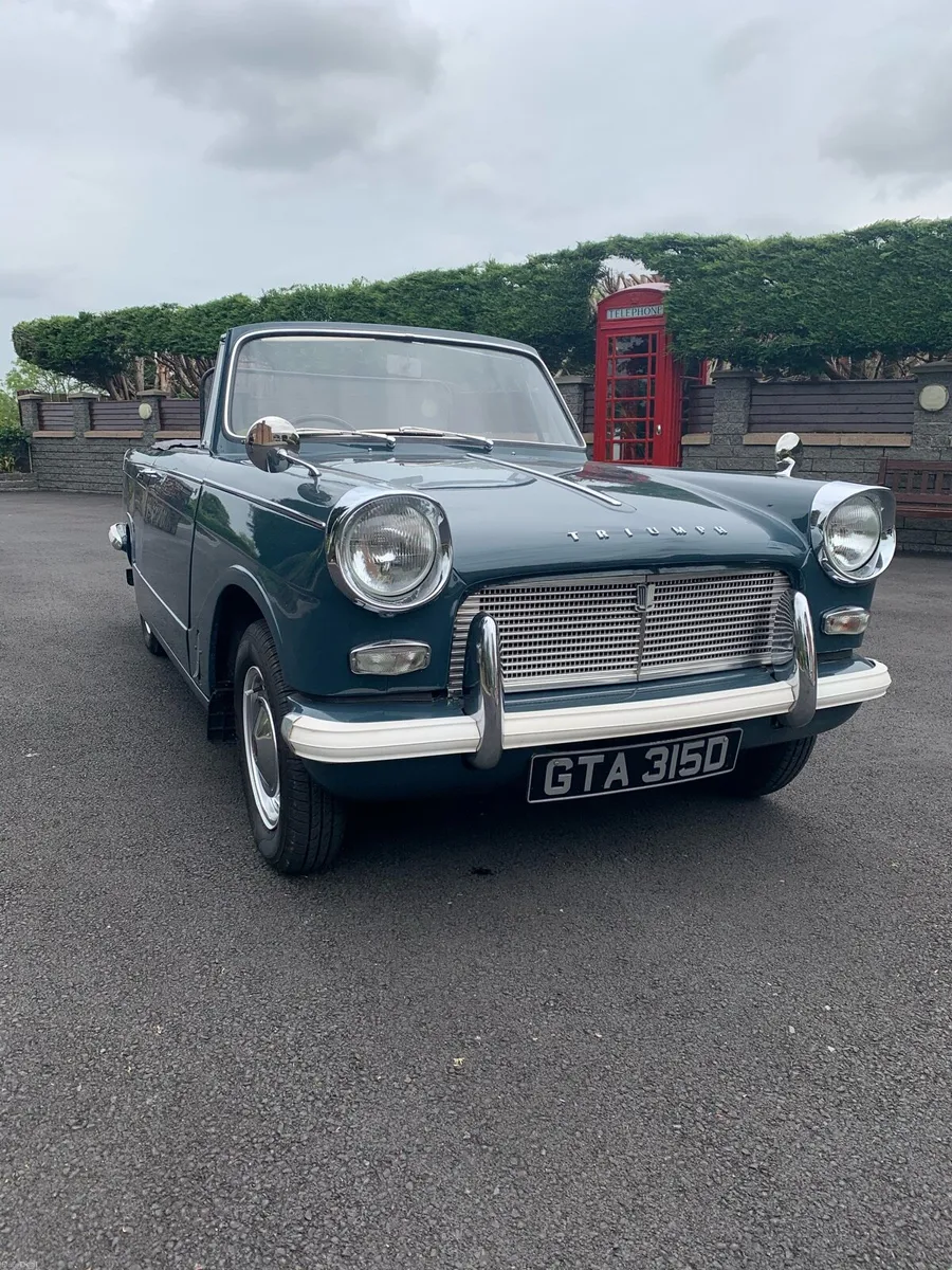 Triumph Herald 12/50 convertible - Image 3
