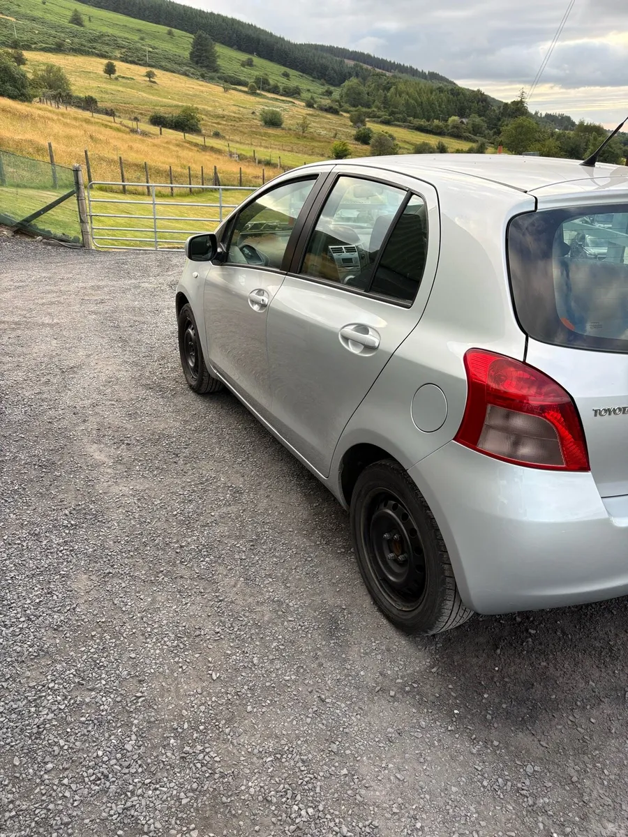07 toyota  yaris  ( 1.0 litre ) - Image 2