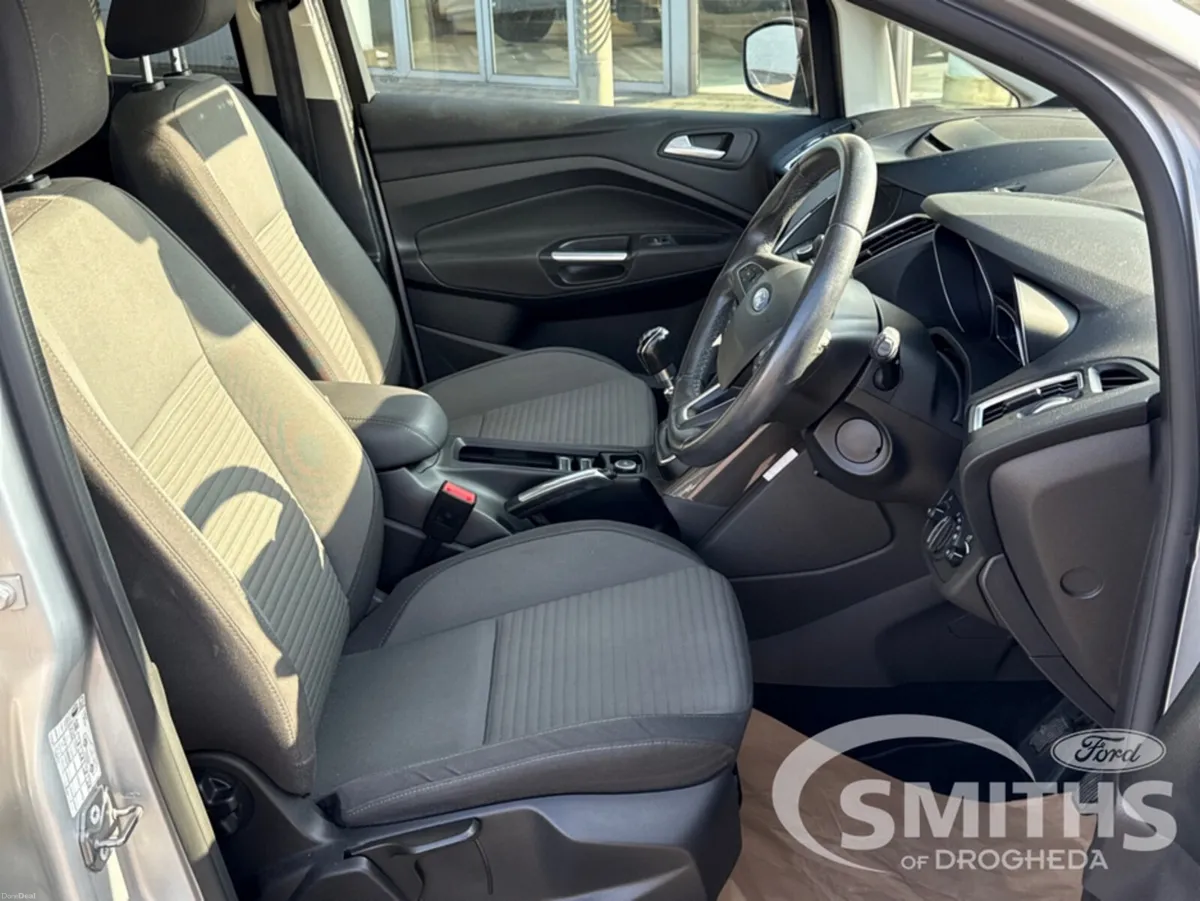 Ford C-Max C MAX TITANIUM 1.0 125PS - Image 4