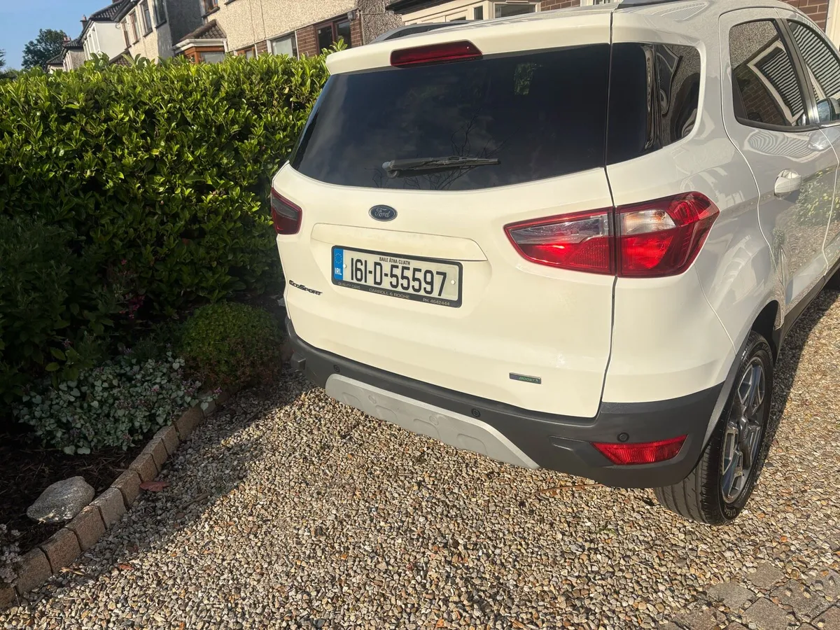 Ford EcoSport 2016 - Image 5
