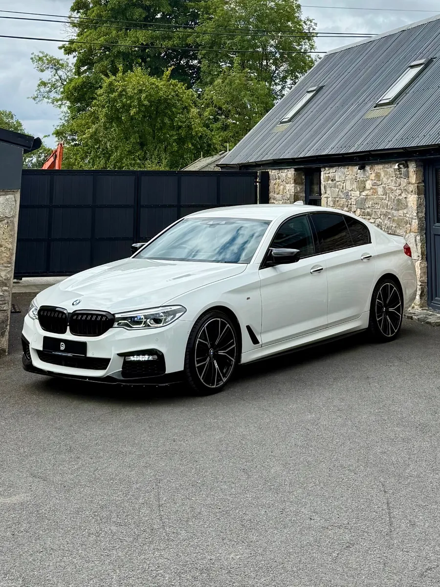 2017 BMW 5 SERIES AUTO M SPORT M PERFORMANCE XDRIV - Image 3