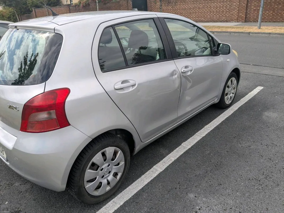 Toyota Yaris 2006 - Image 4