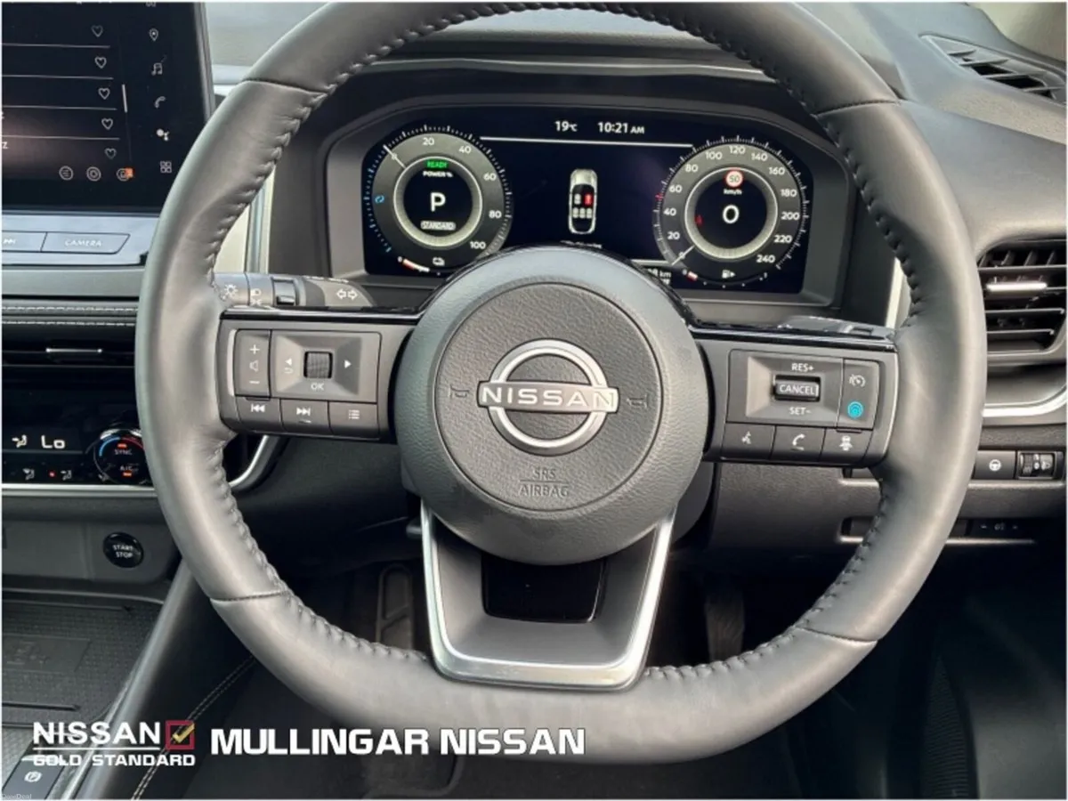 Nissan Qashqai 1.5SV Premium e-Power Hybrid Auto-D - Image 2