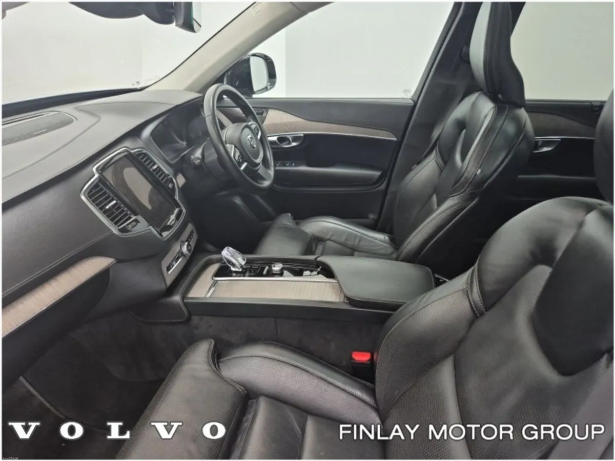 Volvo XC90 2 year warranty XC90 Plus Dark PHEV - Image 4
