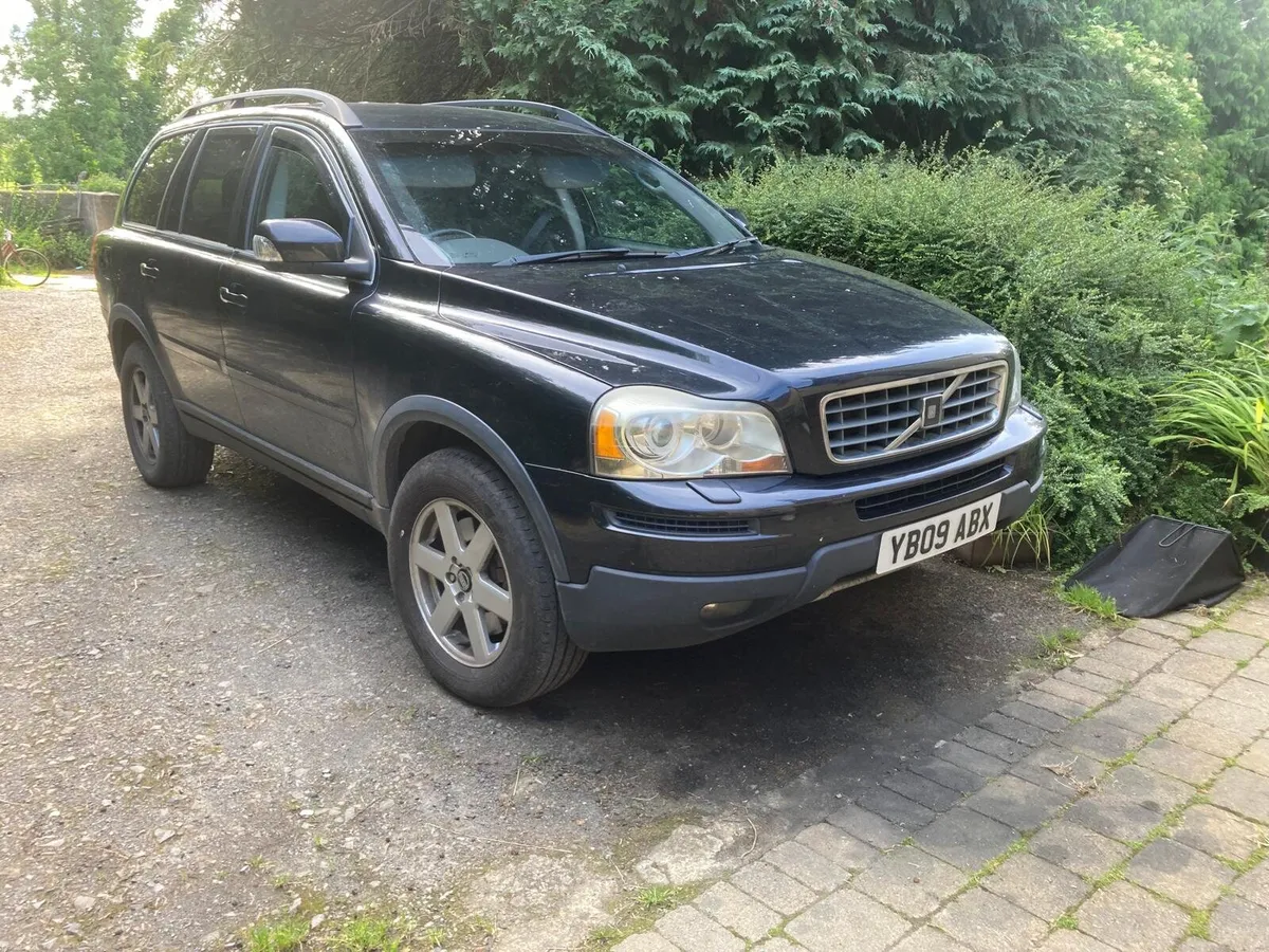 Volvo XC90 2009 - Image 1