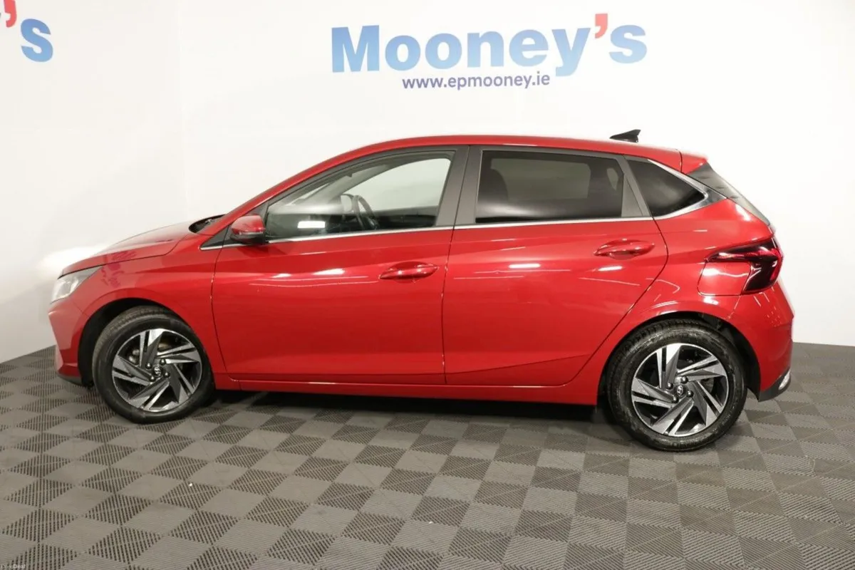 Hyundai i20 DELUXE PLUS 1.2L PETROL HATCHBACK - Image 5