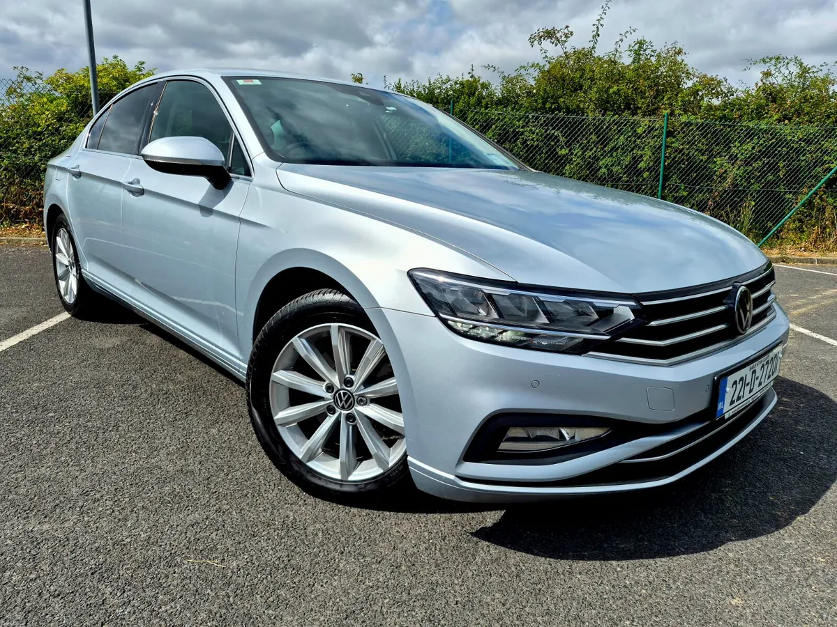 2022 VOLKSWAGEN PASSAT 2.0 TDI  BUSINESS ED - Image 1