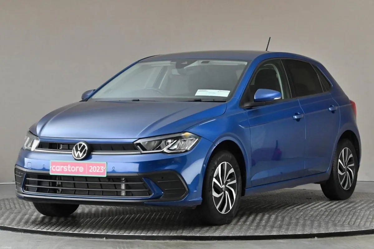 Volkswagen Polo 1.0 TSI DSG LIFE **CARPLAY**REVERS - Image 3