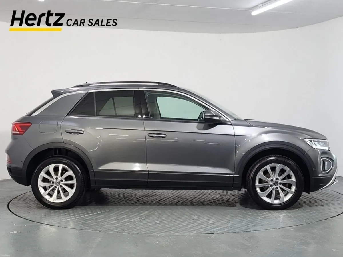 Volkswagen T-Roc SPEC ED Petrol Manual - Image 4