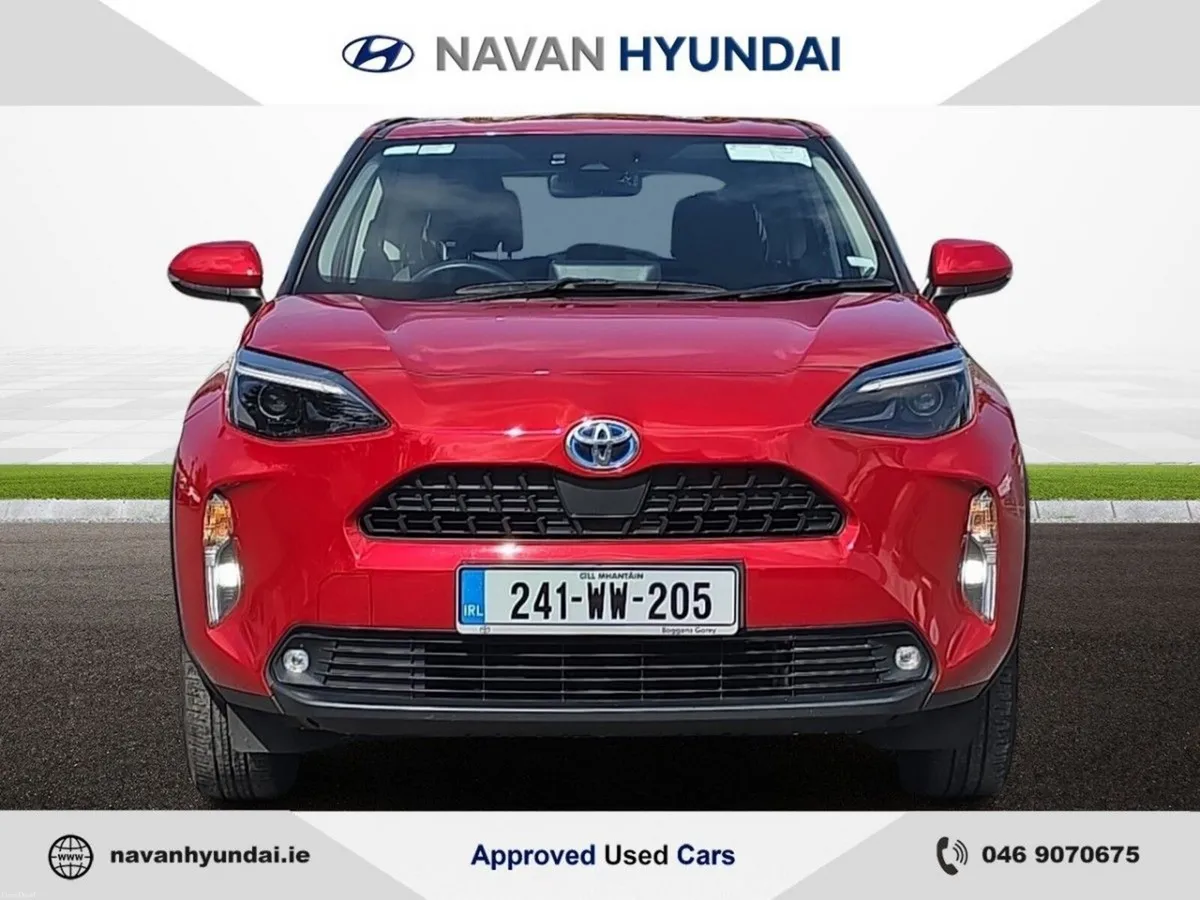 Toyota Yaris Cross 1.5 Hybrid Luna - Image 3