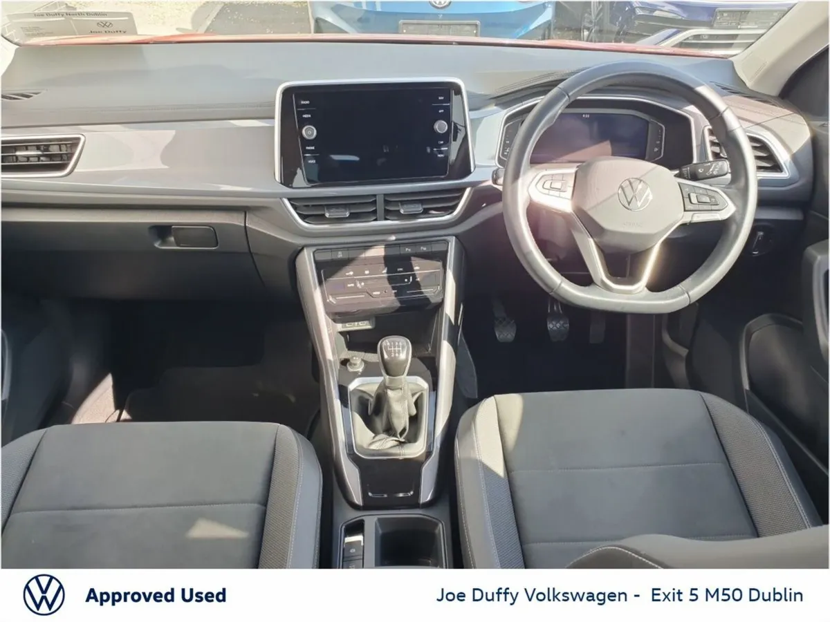 Volkswagen T-Roc style 1.0 TSI 110HP manual - Image 3