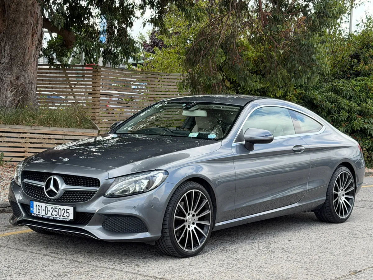 2016 Mercedes-Benz C-Class. BEIGE LEATHER. 2 KEYS - Image 1