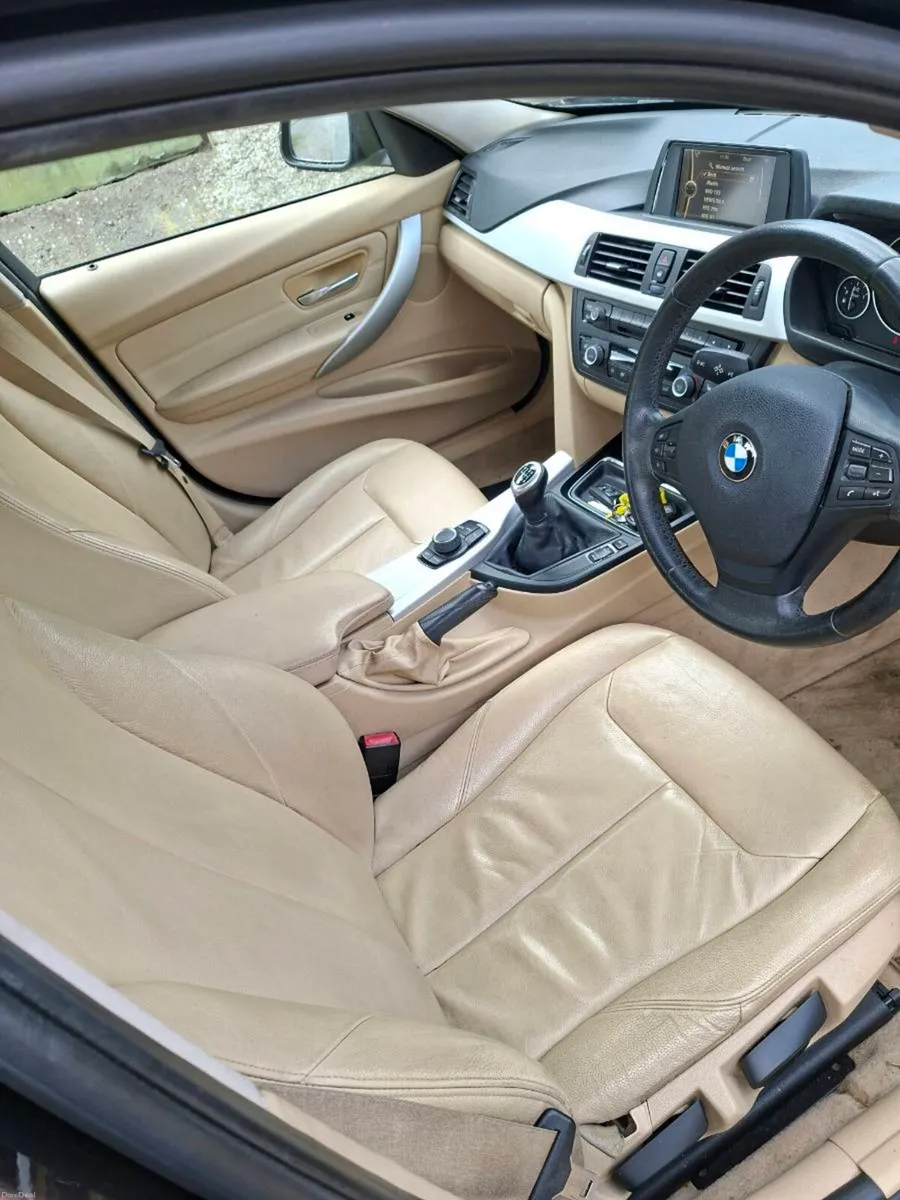 BMW 320D 2013 - Image 5