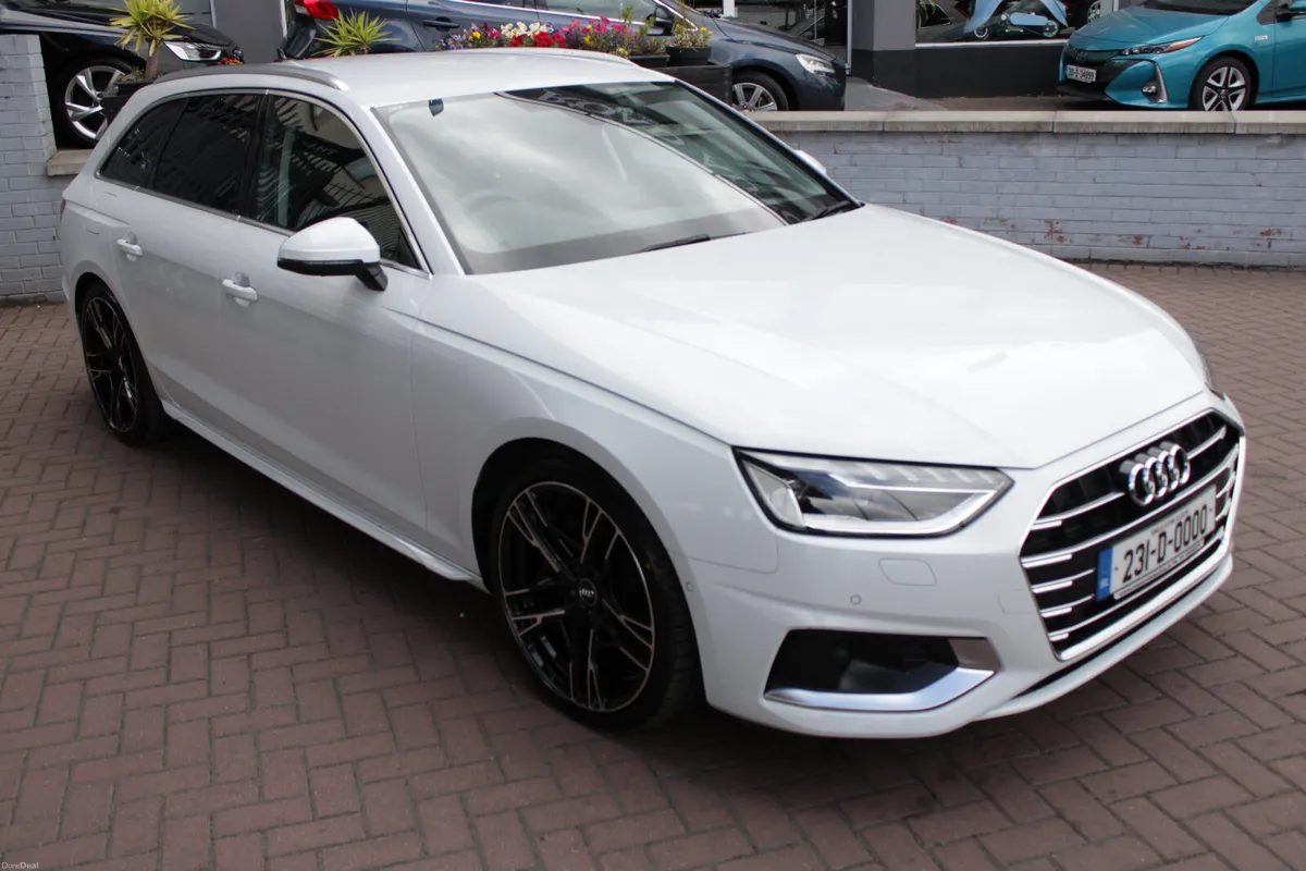 2023 AUDI A4 5DR ESTATE AUTOMATIC 2.0TFSI - Image 2