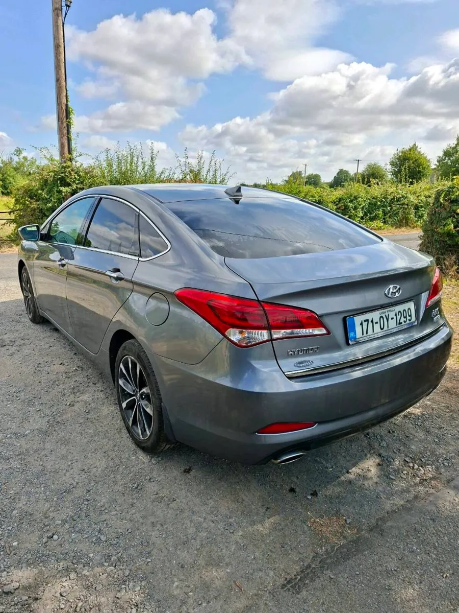 HYUNDAI I40 2017 ONLY 120KM - Image 3