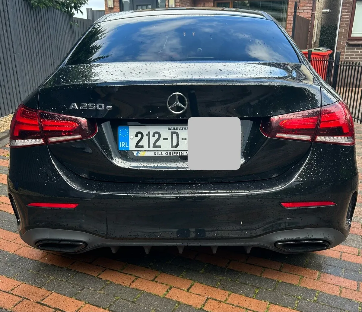 Mercedes A250e - Image 2