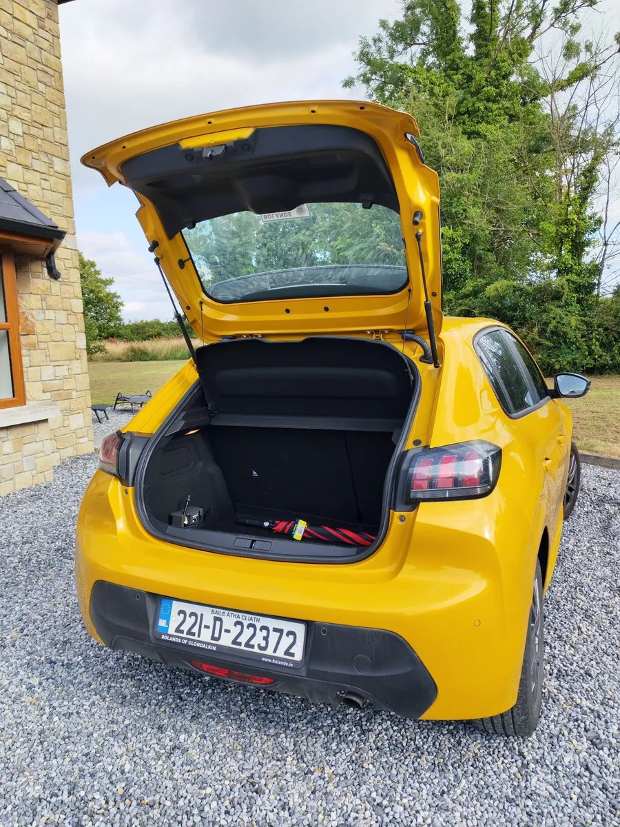 Peugeot 208 ACTIVE - Image 3