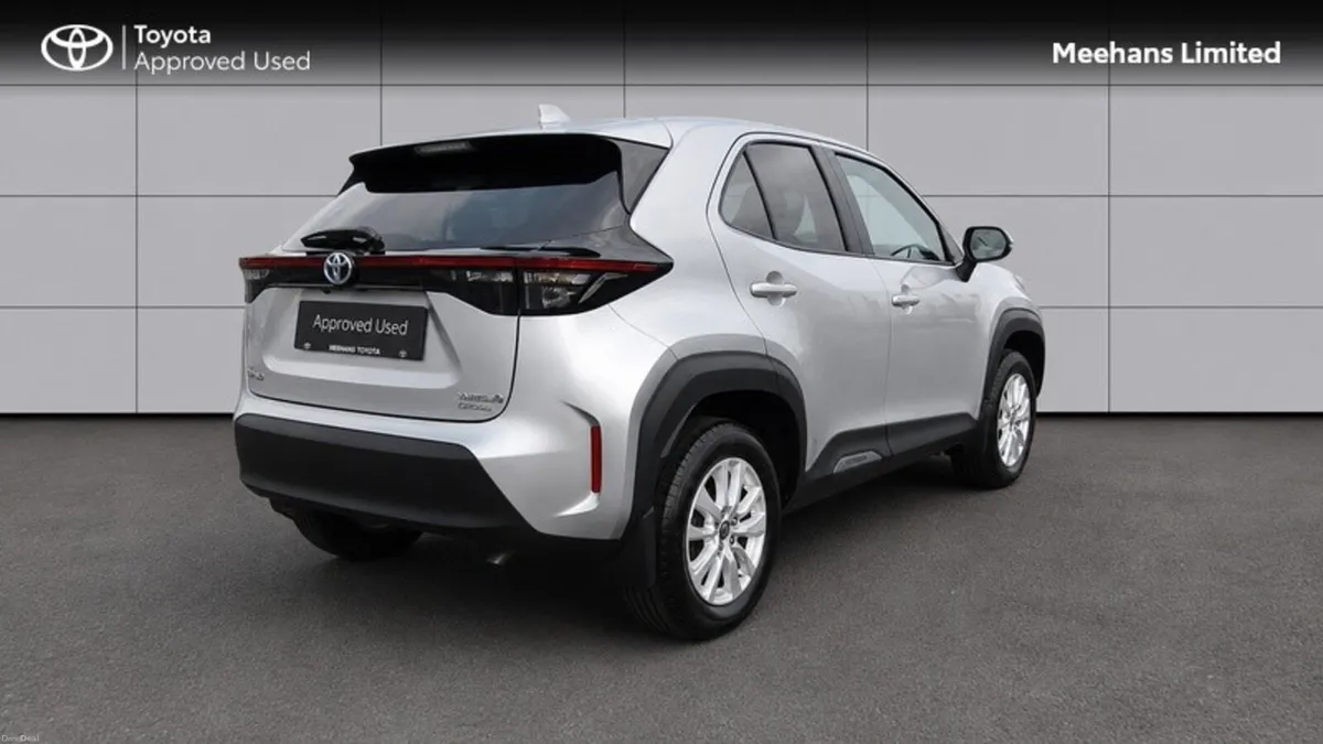 Toyota Yaris Cross YARIS CROSS LUNA - Image 2