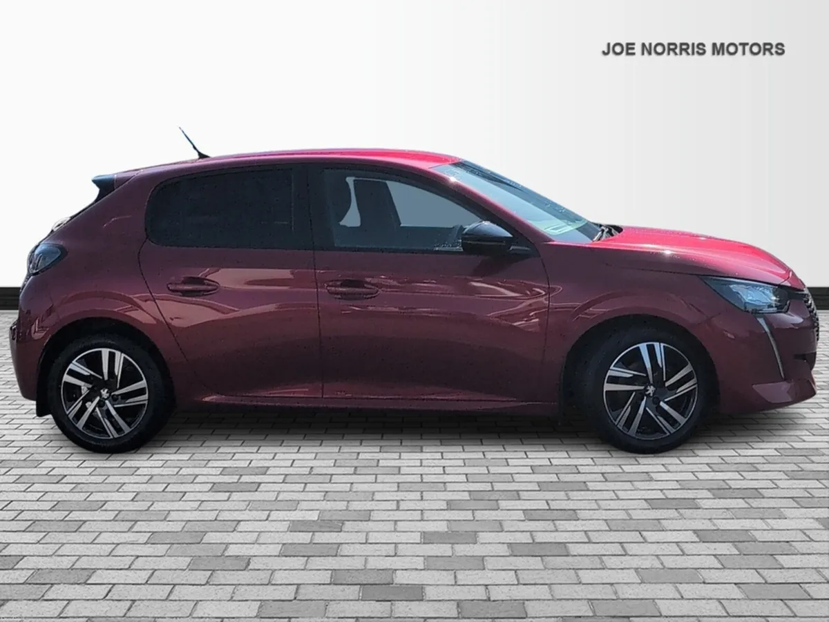 Peugeot 208 ACTIVE 1.2 LOW KMS - Image 4