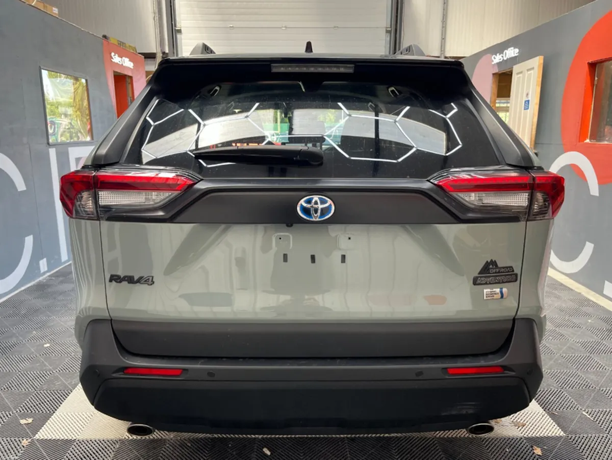Toyota RAV4 2024 TOYOTA RAV4 HYBRID OFFROAD EDITIO - Image 3