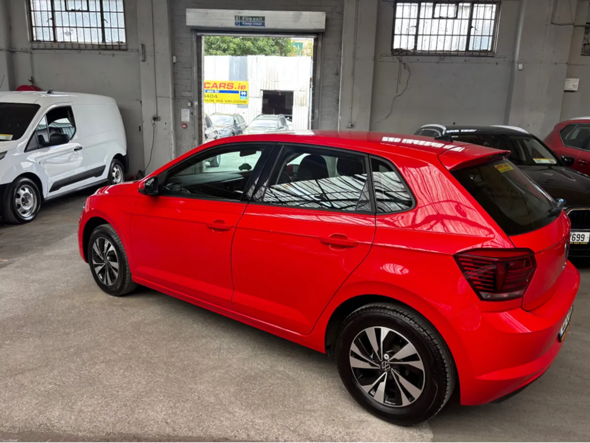Volkswagen Polo COMFORTLINE 1.0 MANUAL 5SPEED 80HP - Image 4